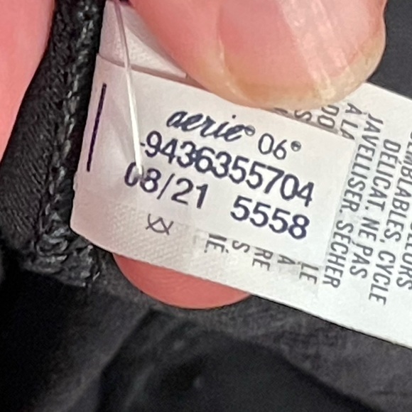 Aerie NWT Offline OG high rise super flare black fold over leggings - Picture 7 of 14